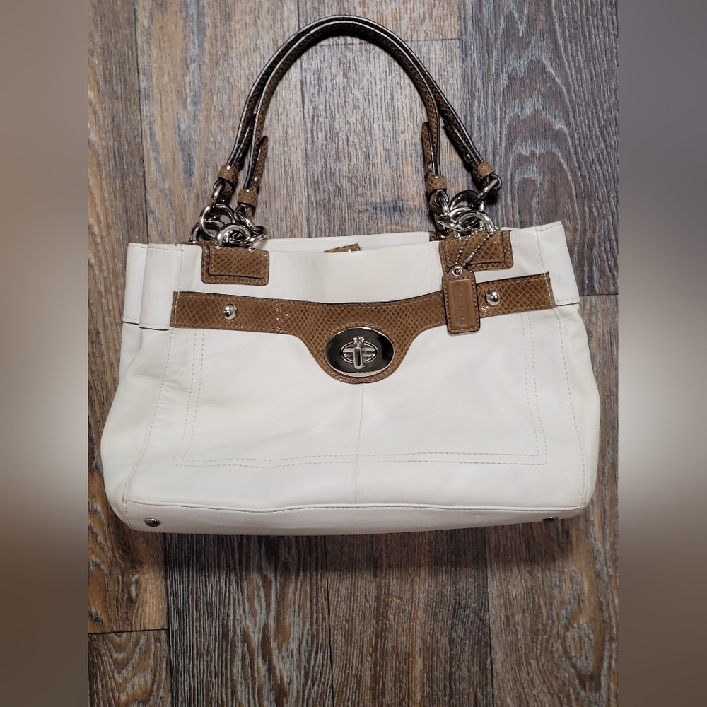 Coach White and Brown Leather Shoulder Bag